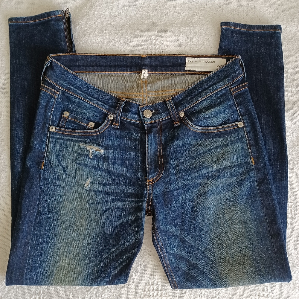 Rag& Bone distressed jeans  Size 27